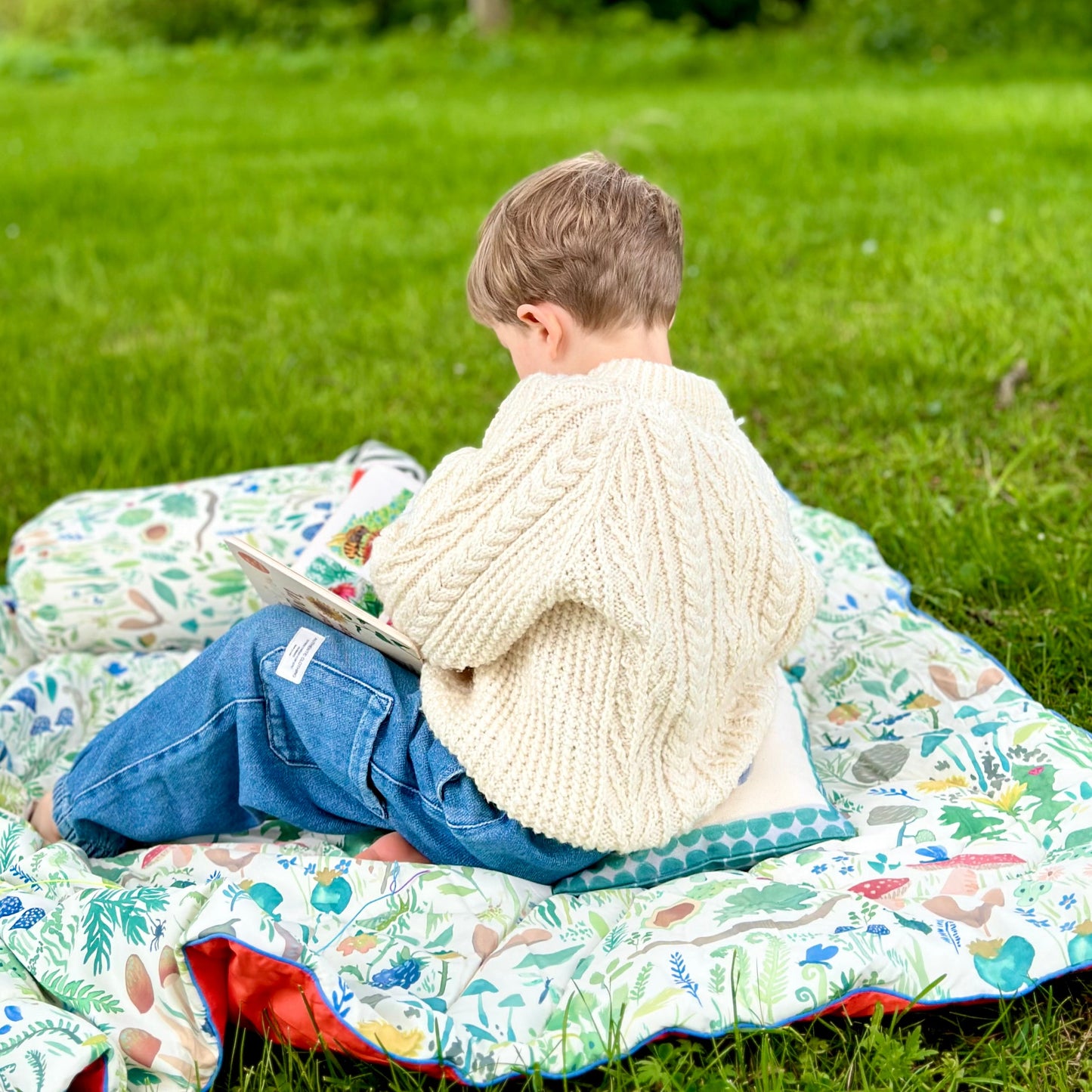 Family Outdoor Blanket - Garden Explorer