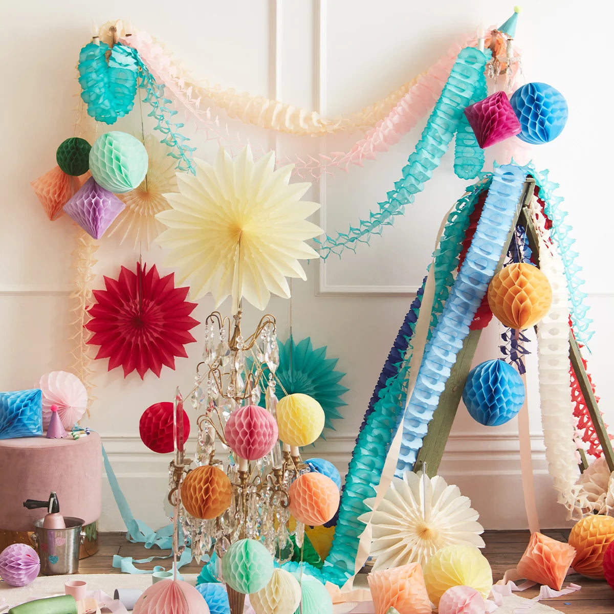 Meri Meri Honeycomb Garland Set